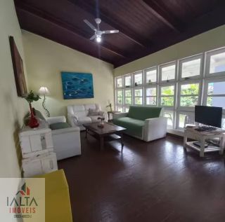 Casa charmosa próximo a orla!