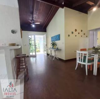 Casa charmosa próximo a orla!