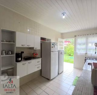 Casa charmosa próximo a orla!