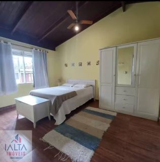 Casa charmosa próximo a orla!