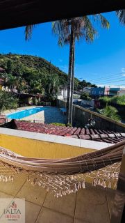 CASA EM CONDOMÍNIO CHARMOSA E ACONCHEGANTE PERTINHO DA PRAIA MARTIM DE SÁ