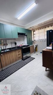 CASA EM CONDOMÍNIO CHARMOSA E ACONCHEGANTE PERTINHO DA PRAIA MARTIM DE SÁ