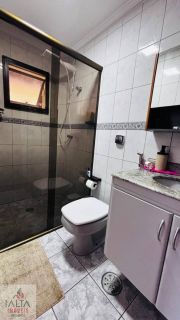 CASA EM CONDOMÍNIO CHARMOSA E ACONCHEGANTE PERTINHO DA PRAIA MARTIM DE SÁ