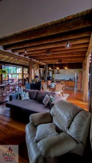 LINDA CASA (REFÚGIO) PRA VENDA NA MARTIM DE SÁ