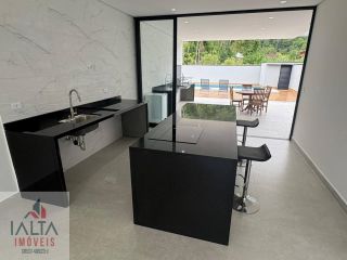 Belíssima Casa no Condomínio Verde Mar, Massaguaçu - Caraguatatuba/SP