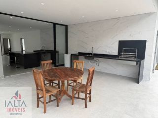 Belíssima Casa no Condomínio Verde Mar, Massaguaçu - Caraguatatuba/SP