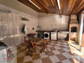 Casa Completa com 3 Dormitórios, 2 Suítes, Espaço Gourmet e Suíte externa