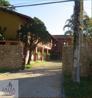 Imóvel Comercial Estruturado com 20 Suítes e Alto Potencial para Hotelaria, Clínica ou Casa de Repouso em Ubatuba