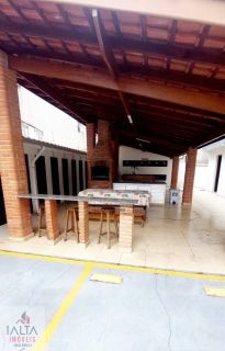 Apartamento Duplex Mobiliado a 80m da Praia com Solarium Privativo e Vista Panorâmica do Mar