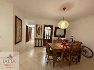 Apartamento Amplo e Mobiliado para Locação Definitiva no Itaguá – a 600m da Orla.