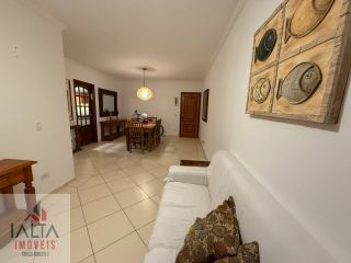 Apartamento Amplo e Mobiliado para Locação Definitiva no Itaguá – a 600m da Orla.