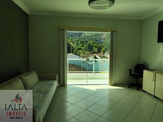 ? APARTAMENTO PORTEIRA FECHADA A 350M DA PRAIA MARTIM DE SÁ EM CARAGUATATUBA