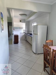 ? APARTAMENTO PORTEIRA FECHADA A 350M DA PRAIA MARTIM DE SÁ EM CARAGUATATUBA