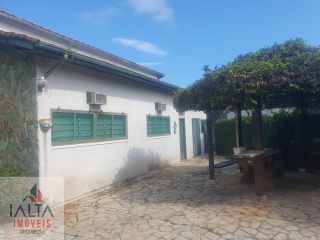 Casa Para Vender com 5 quartos 1 suítes no bairro Sumaré em Caraguatatuba