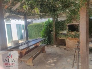 Casa Para Vender com 5 quartos 1 suítes no bairro Sumaré em Caraguatatuba