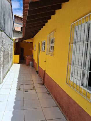 Casa com 3 Dormitórios à Venda no Jardim Carolina – Excelente Localização e Preço de Oportunidade!