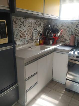 Apartamento com mezanino na Estufa II – conforto, praticidade e excelente localização!