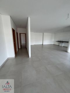 Cobertura de alto padrão com vista para o mar a apenas 50 metros da orla da Praia Grande!