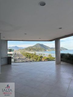 Cobertura de alto padrão com vista panorâmica da Praia Grande!