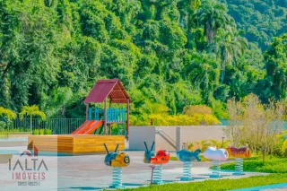 Cobertura de alto padrão com vista panorâmica da Praia Grande!