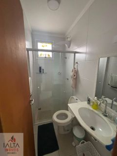 Apartamento bem localizado no Itaguá!