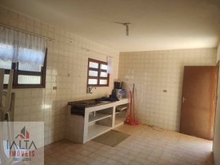 Casa Principal + Edícula com Entrada Individual no Perequê Açu
