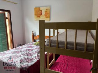 Apartamento térreo a 400m da Praia Grande | Ideal para moradia ou locação em Ubatuba