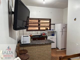 Apartamento térreo a 400m da Praia Grande | Ideal para moradia ou locação em Ubatuba