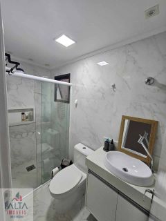 Apartamento com 2 Dormitórios s/ 1 suíte e 2 Vagas no Centro de Ubatuba