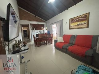 Casa à Venda no Perequê-Açu – Mobiliada e Pronta para Morar