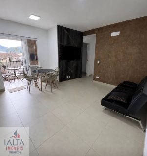 Apartamento com 2 Quartos, Suíte, Piscina e Elevador