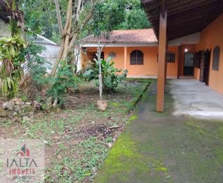 Casa bem localizada Horto Florestal !