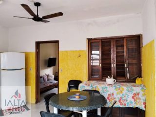 OPORTUNIDADE NA PRAIA MARTIM DE SÁ – CARAGUATATUBA  Excelente imóvel localizado em uma das regiões mais valorizadas do litoral norte paulista, em rua tranquila e a apenas 200 metros da Praia Martim de Sá.  Com amplo terreno e grande potencial para ampliaç