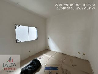 Casa Para Vender com 2 quartos 1 suítes no bairro golfinhos em Caraguatatuba