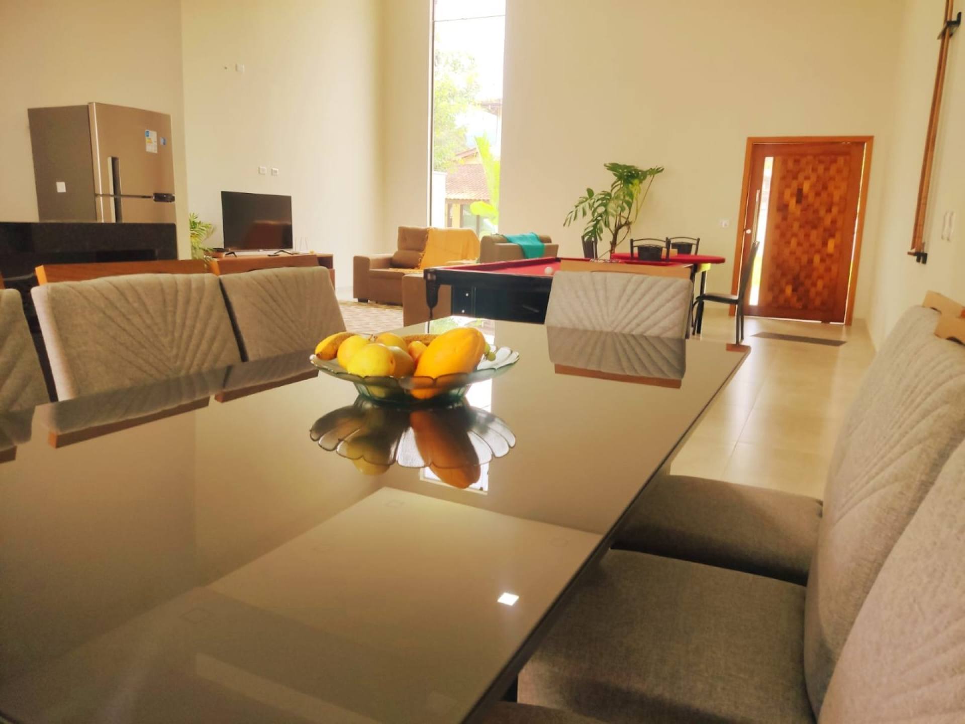 Casa em Condomínio fechado no Horto, 4 suites, sala conceito aberto, pé direito alto, piscina, espaço gourmet