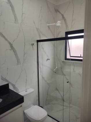 Casa em Condomínio fechado no Horto, 4 suites, sala conceito aberto, pé direito alto, piscina, espaço gourmet