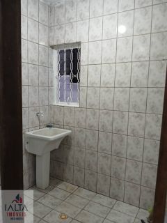 Sobrado Amplo em Terreno de 450m² – Excelente Oportunidade para Moradia ou Investimento