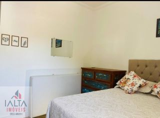 Apartamento Recém-Reformado a Apenas 90 Metros da Praia da Enseada!