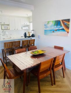 Apartamento Recém-Reformado a Apenas 90 Metros da Praia da Enseada!