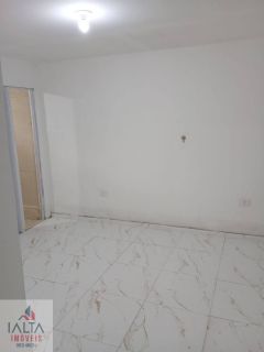 Conjunto de casas bem localizadas.