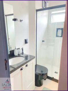Duplex Exclusivo a Apenas 50 Metros da Praia Grande em Ubatuba