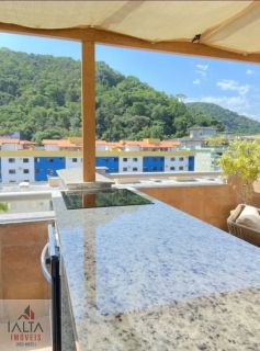 Duplex Exclusivo a Apenas 50 Metros da Praia Grande em Ubatuba