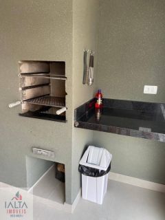 Excelente Apartamento com 2 Suítes e Varanda Gourmet no Centro