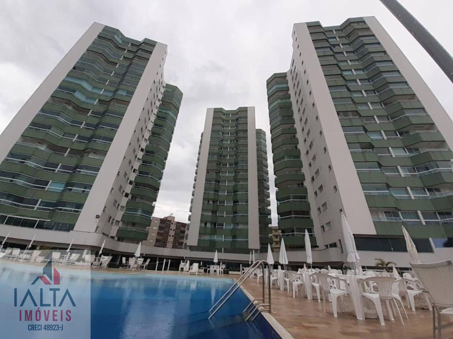 Apartamento pé na areia, Frente mar - Prainha, Caraguatatuba/SP