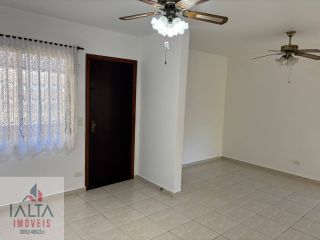 Apartamento Amplo com 3 Dormitórios e Vista para a Mata no Centro de Ubatuba