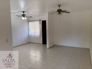 Apartamento Amplo com 3 Dormitórios e Vista para a Mata no Centro de Ubatuba