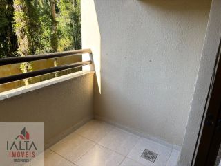 Apartamento Amplo com 3 Dormitórios e Vista para a Mata no Centro de Ubatuba