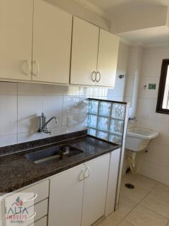 Apartamento Amplo com 3 Dormitórios e Vista para a Mata no Centro de Ubatuba