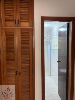 Apartamento Amplo com 3 Dormitórios e Vista para a Mata no Centro de Ubatuba