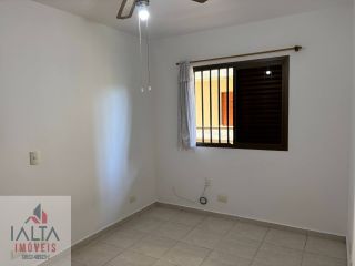 Apartamento Amplo com 3 Dormitórios e Vista para a Mata no Centro de Ubatuba